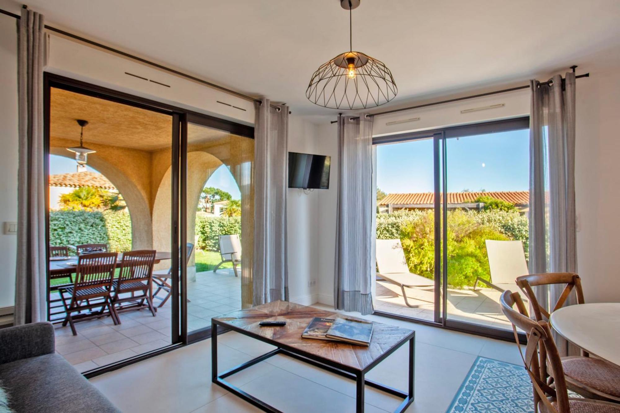 Location De Vacances Olivier Jardin Privatif Et Piscine Chauffee Partagee Calvi  Luaran gambar